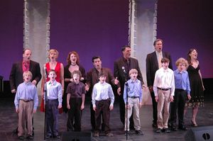 The Entire Cast of tonights show Photo