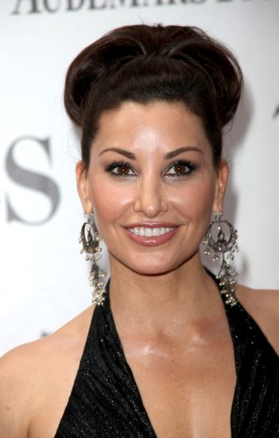 Gina Gershon Photo