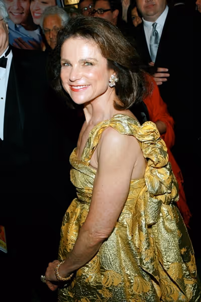Tovah Feldshuh Photo