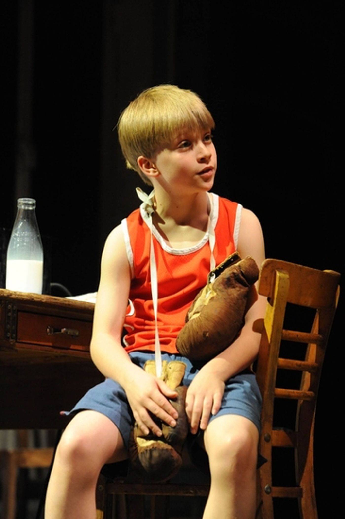 Photo Flash: Billy Elliot The Musical At Victoria Palace Theatre  Image