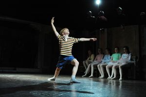 Oliver Gardner @ BroadwayWorld Oliver Gardner Photo