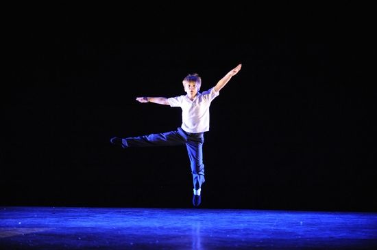Photo Flash: Billy Elliot The Musical At Victoria Palace Theatre — photo 3 of 8