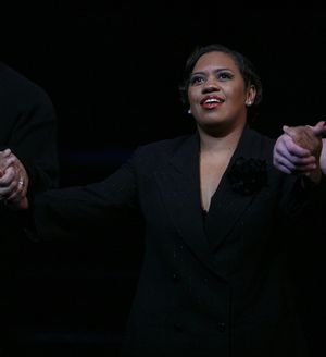  Chandra Wilson Photo