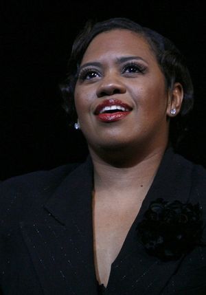 Chandra Wilson @ BroadwayWorld Chandra Wilson Photo