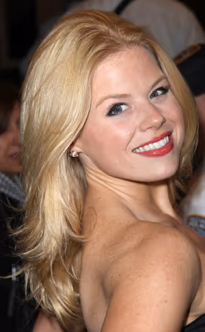 Megan Hilty @ BroadwayWorld Megan Hilty Photo