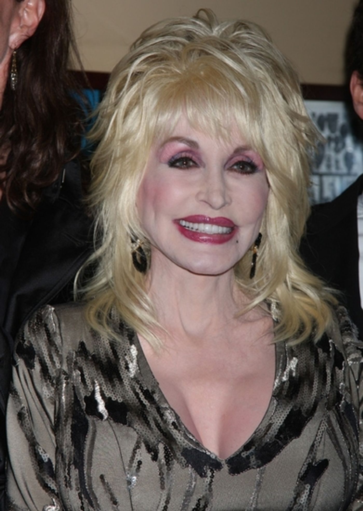 Photo Coverage: 9 TO 5: The Musical Joins the Wall at The Palm!  Image