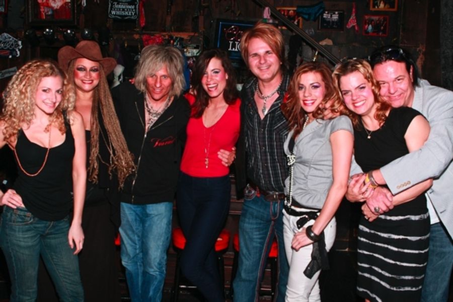 Photo Coverage: 'ROCK OF AGES' Welcomes POISON Backstage! Image