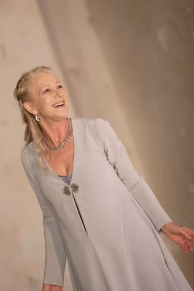 Helen Mirren Photo