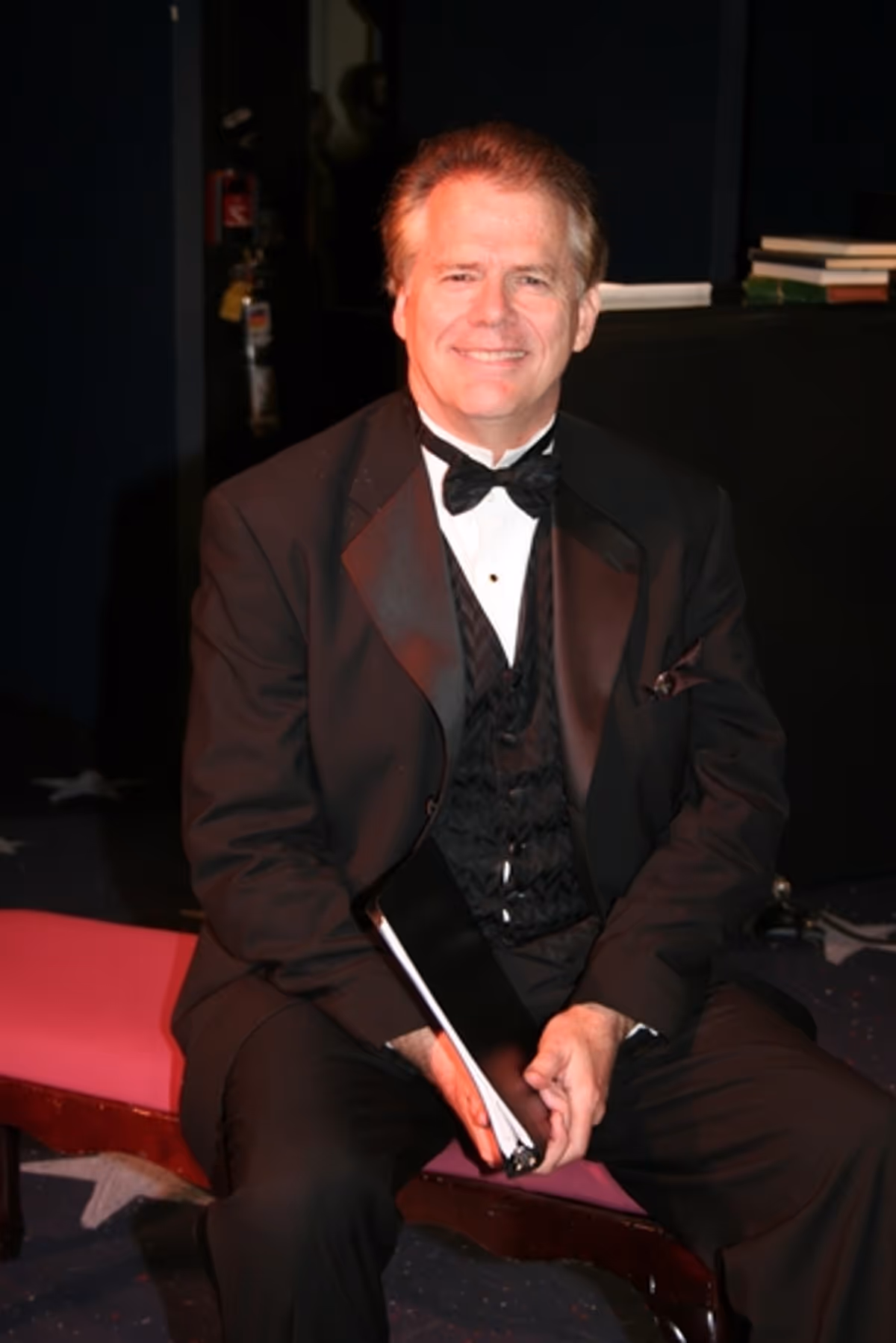 Daren Kelly at The York Theater Company's HIGH SPIRITS