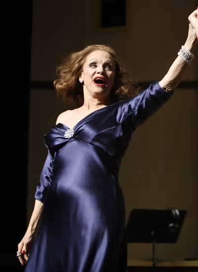 Valerie Harper Photo