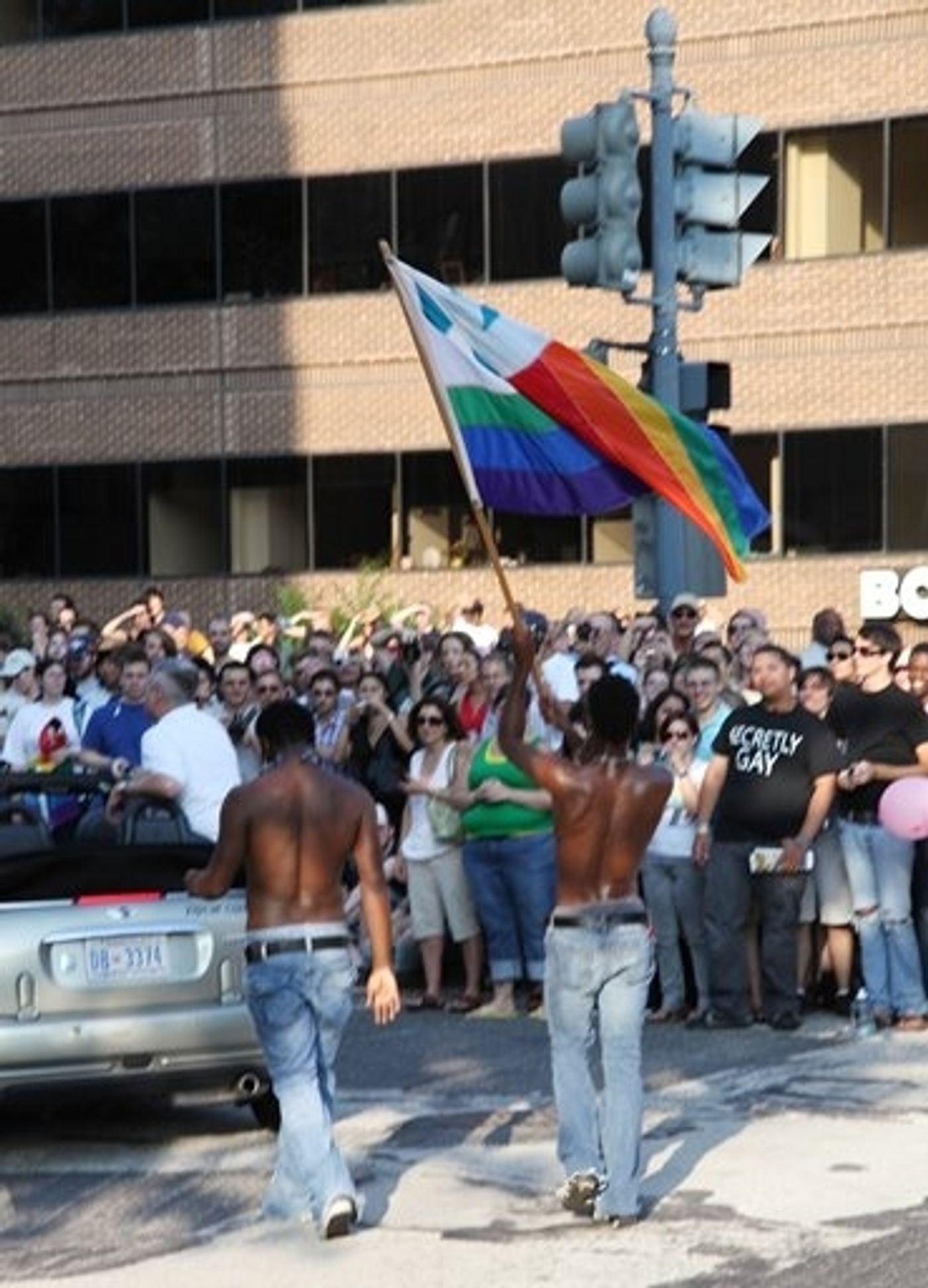 Photo Coverage: 'Looped' Star Valerie Harper At Capital Pride Parade  Image