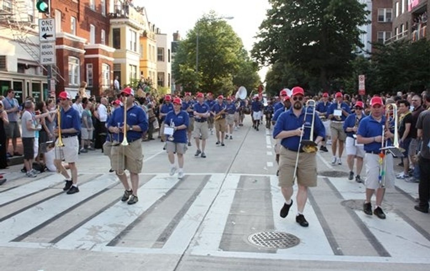 Photo Coverage: 'Looped' Star Valerie Harper At Capital Pride Parade  Image