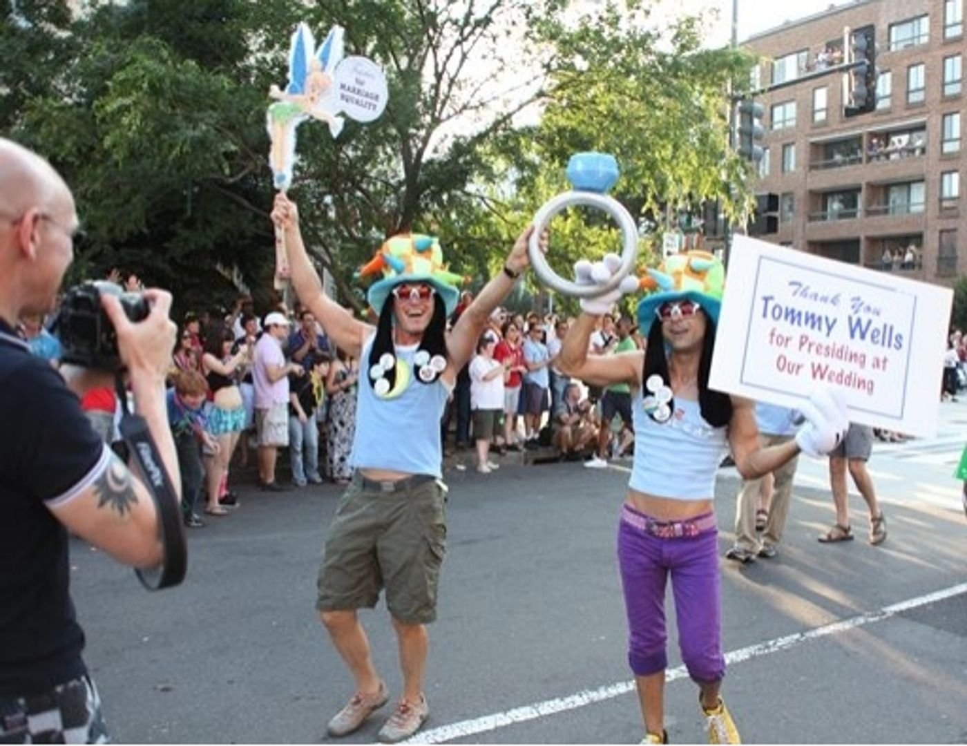 Photo Coverage: 'Looped' Star Valerie Harper At Capital Pride Parade  Image