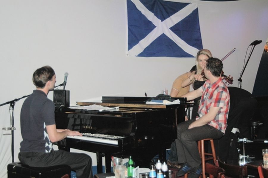 Photo Coverage: Euan Morton - Caledonia: Songs for the Homecoming Image