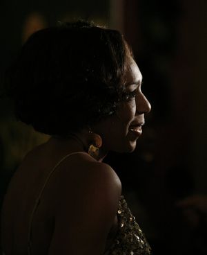 Dawnn Lewis Photo