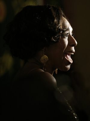 Dawnn Lewis Photo