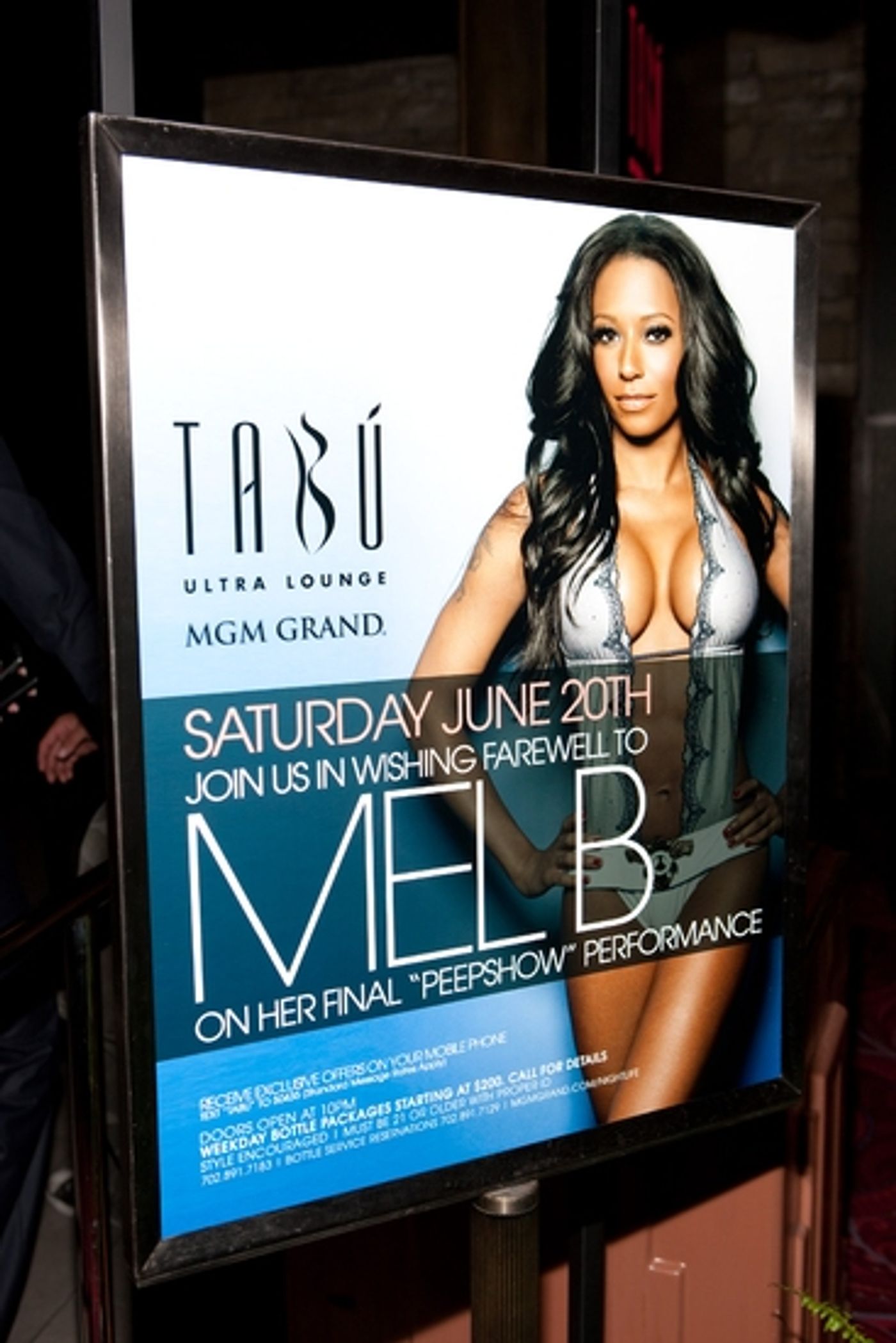 Photo Coverage EXCLUSIVE: PEEPSHOW Star Mel B Bids Las Vegas Farewell  Image