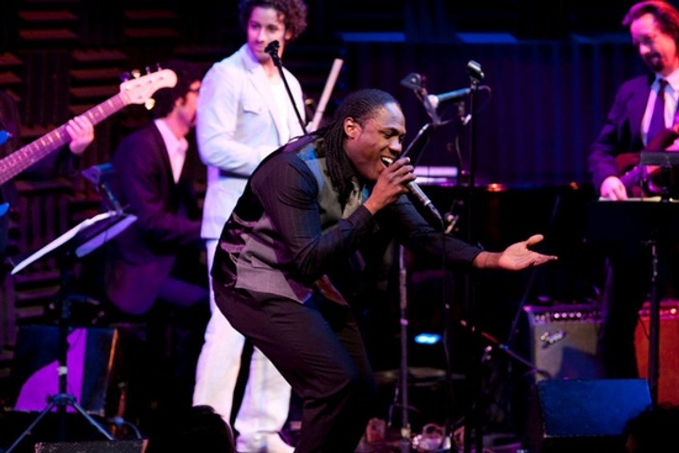 Photo Flash: 'Broadway's R.Evolución Latina' Concert Photo Flash: 'Broadway's R.Evolución Latina' Concert Image