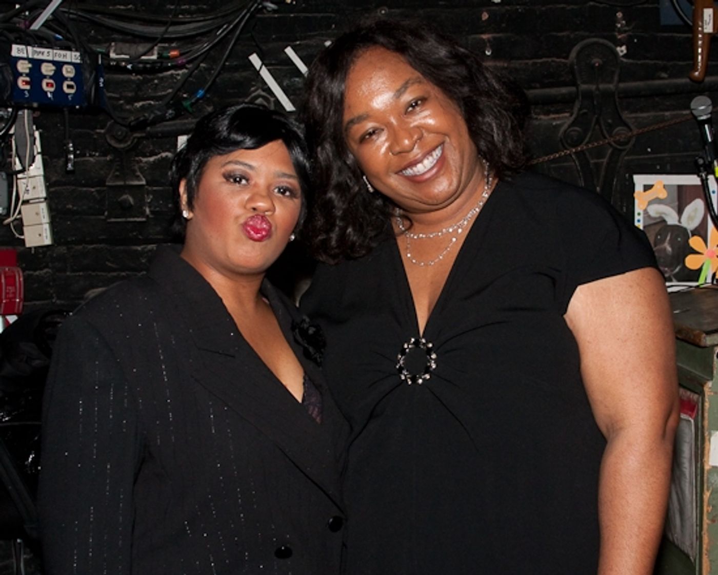 Photo Coverage: Shonda Rhimes Visits CHICAGO's Chandra Wilson  Image