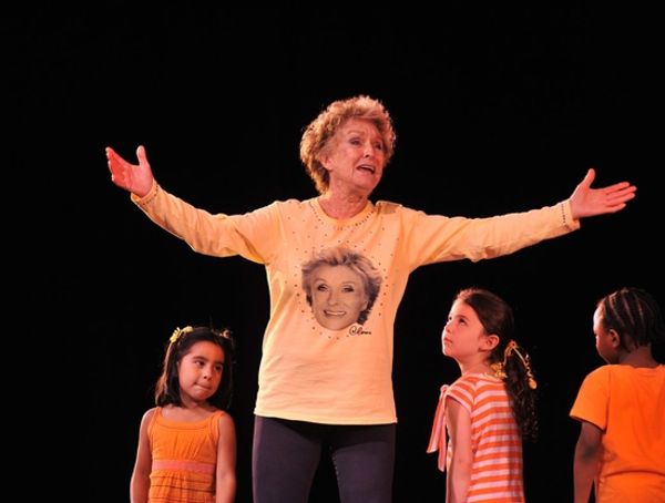 Cloris Leachman Photo