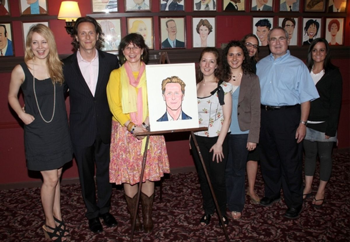 Roundabout Theatre Company 'family' cheers Steven Weber on! at 