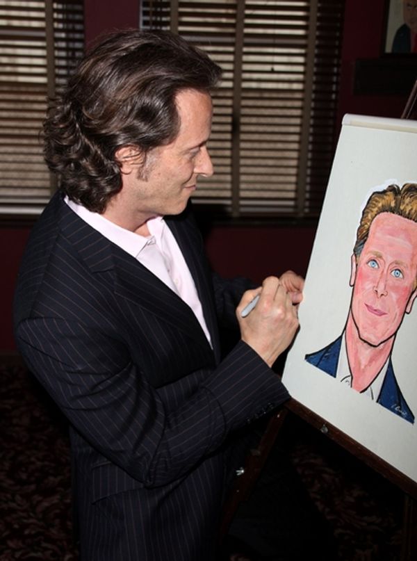  Steven Weber  Photo