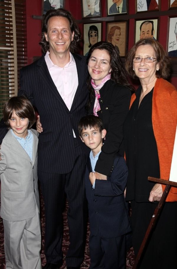 Jack Weber, Steven Weber, Juliet Hohnen, Alfie Weber and Fran Weber Photo