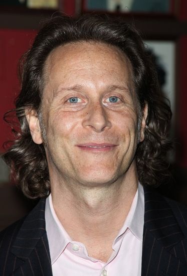 Photos: THE PHILANTHROPIST Star Steven Weber Joins Sardi's Wall Of Fame — photo 9 of 25