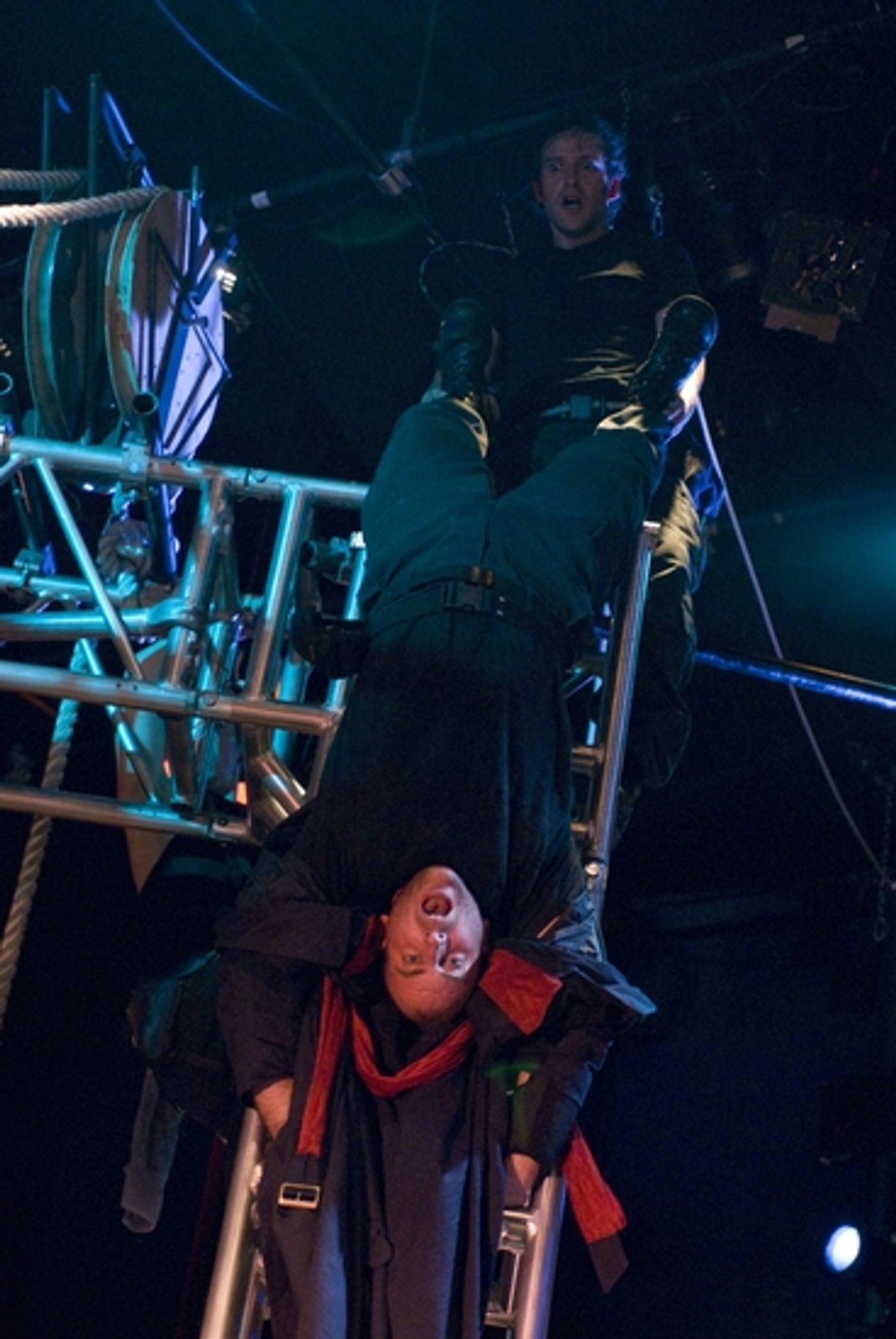 Photo Flash: 500 CLOWN AND THE ELEPHANT DEAL Runs At Steppenwolf 6/25-7/11  Image