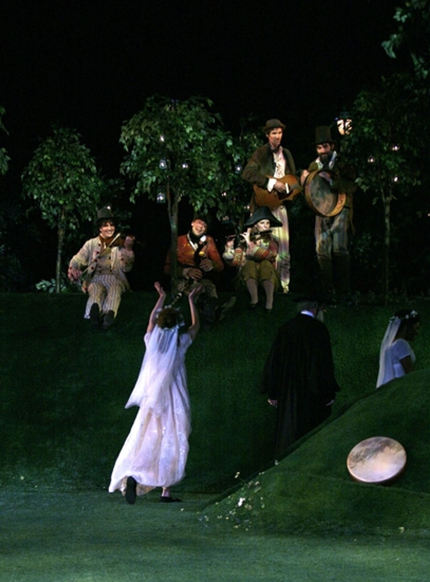 Photo Coverage: Shakespeare in The Park's TWELFTH NIGHT - Opening Night Curtain Call Photo Coverage: Shakespeare in The Park's TWELFTH NIGHT - Opening Night Curtain Call Image