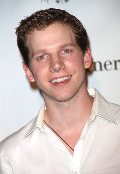 Stark Sands Photo