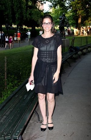 Amanda Peet @ BroadwayWorld Amanda Peet Photo