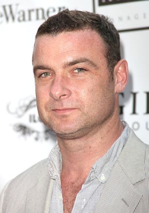 Liev Schreiber @ BroadwayWorld Liev Schreiber Photo