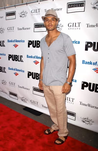 Daniel Sunjata Photo
