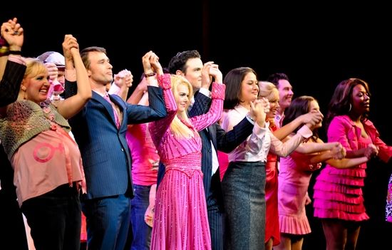 Photo Flash: Laura Bell Bundy Gets A Surprise On LEGALLY BLONDE Tour! — photo 1 of 7