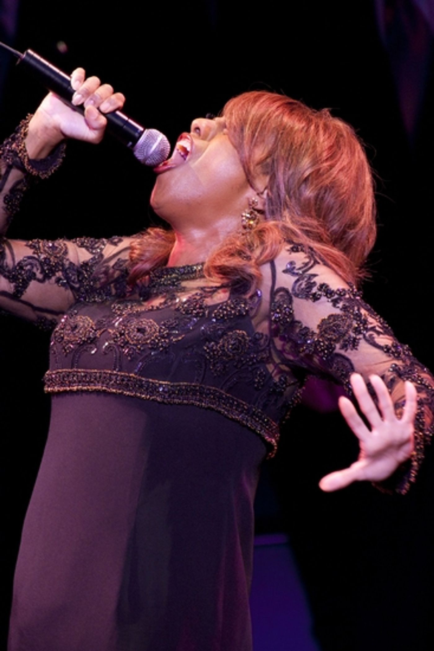 Photo Flash: Jennifer Holliday Sings With The Gay Men's Chorus of Los Angeles  Image