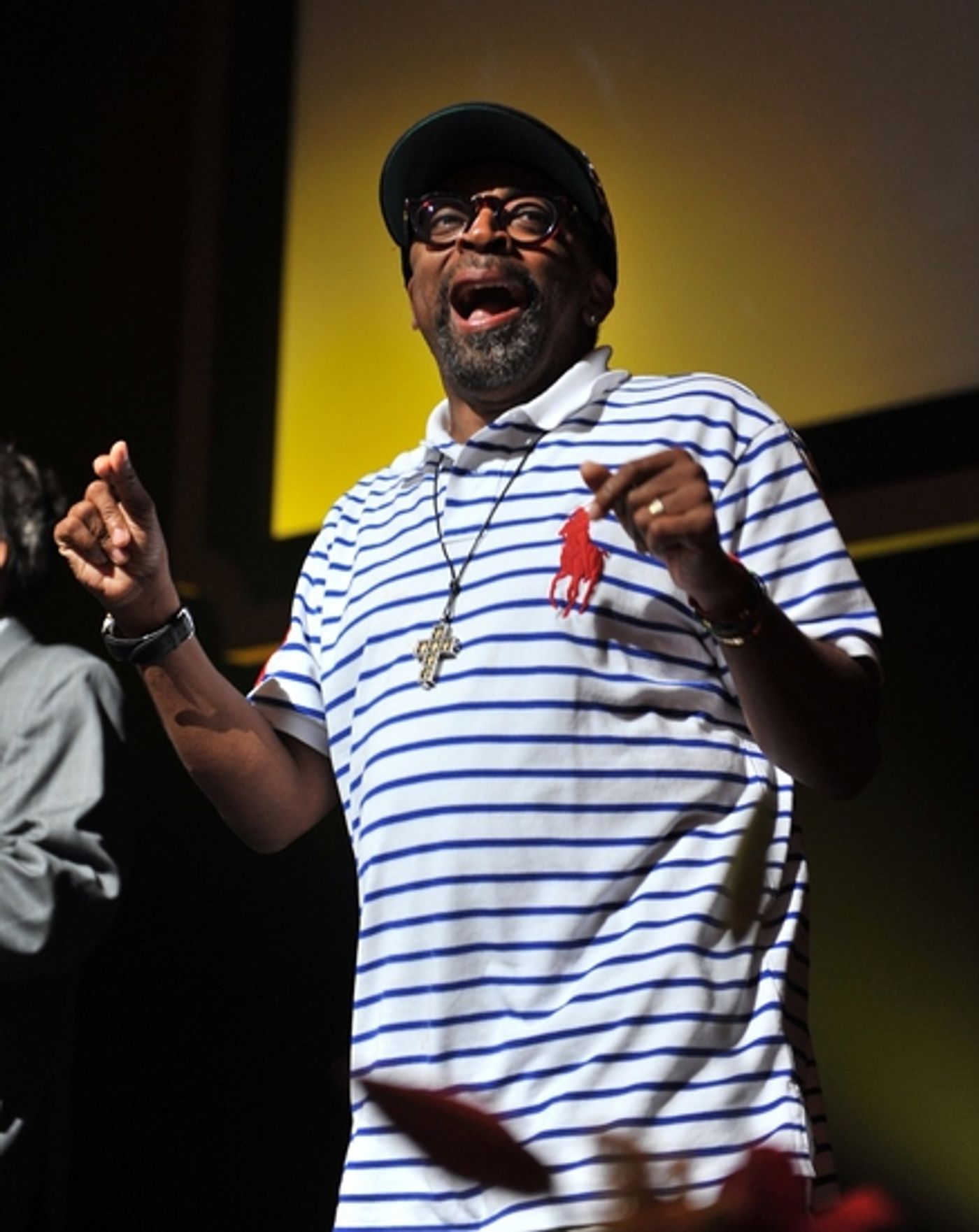 Photo Coverage: Public Memorial for Michael Jackson at the Apollo Theater  Image