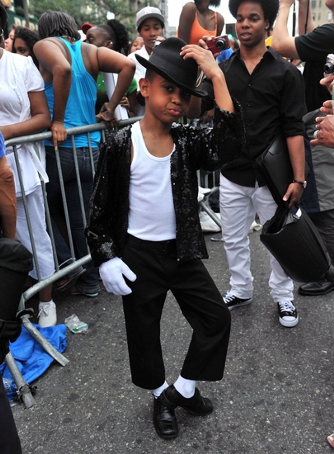 Photo Coverage: Public Memorial for Michael Jackson at the Apollo Theater  Image