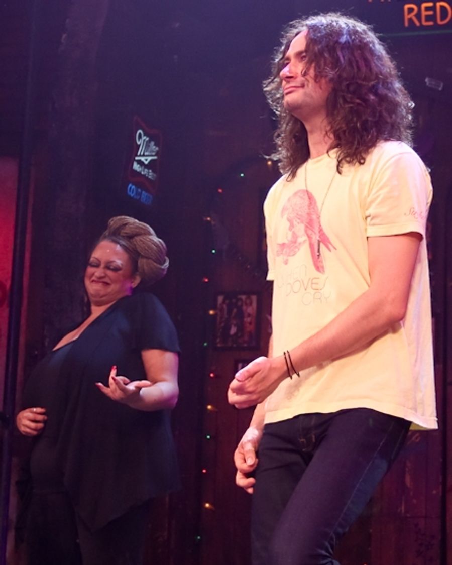 Photo Coverage: ROCK OF AGES Breaks Guinness World Record for Largest Air Guitar Ensemble! Image