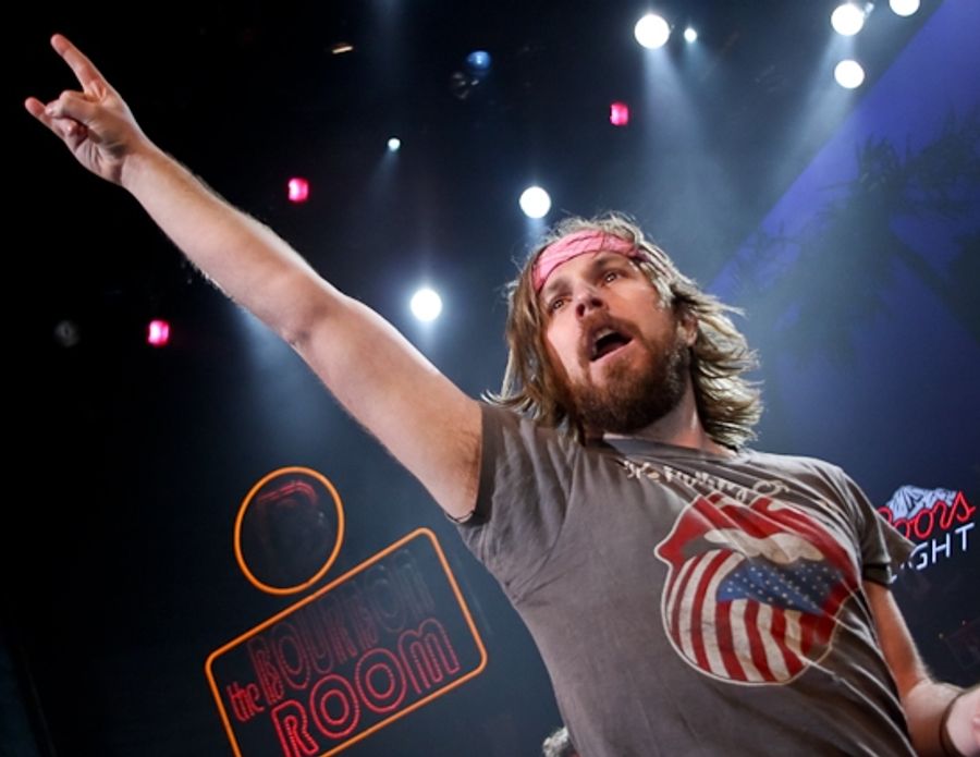 Photo Coverage: ROCK OF AGES Breaks Guinness World Record for Largest Air Guitar Ensemble! Image