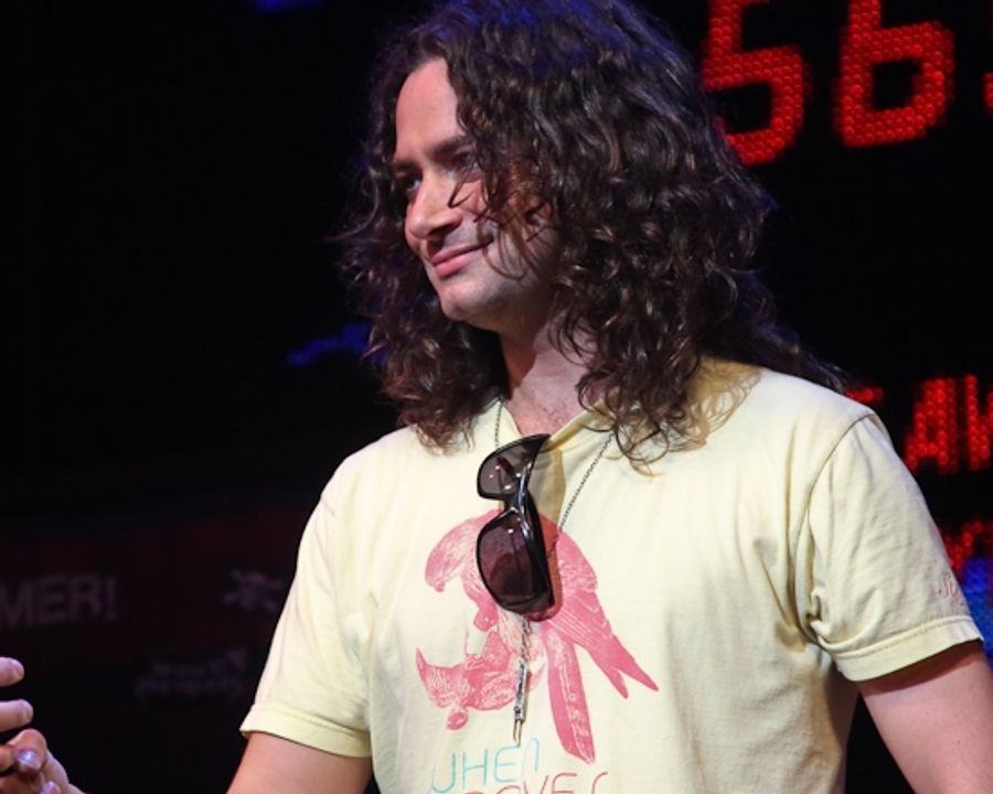 Photo Coverage: ROCK OF AGES Breaks Guinness World Record for Largest Air Guitar Ensemble! Image