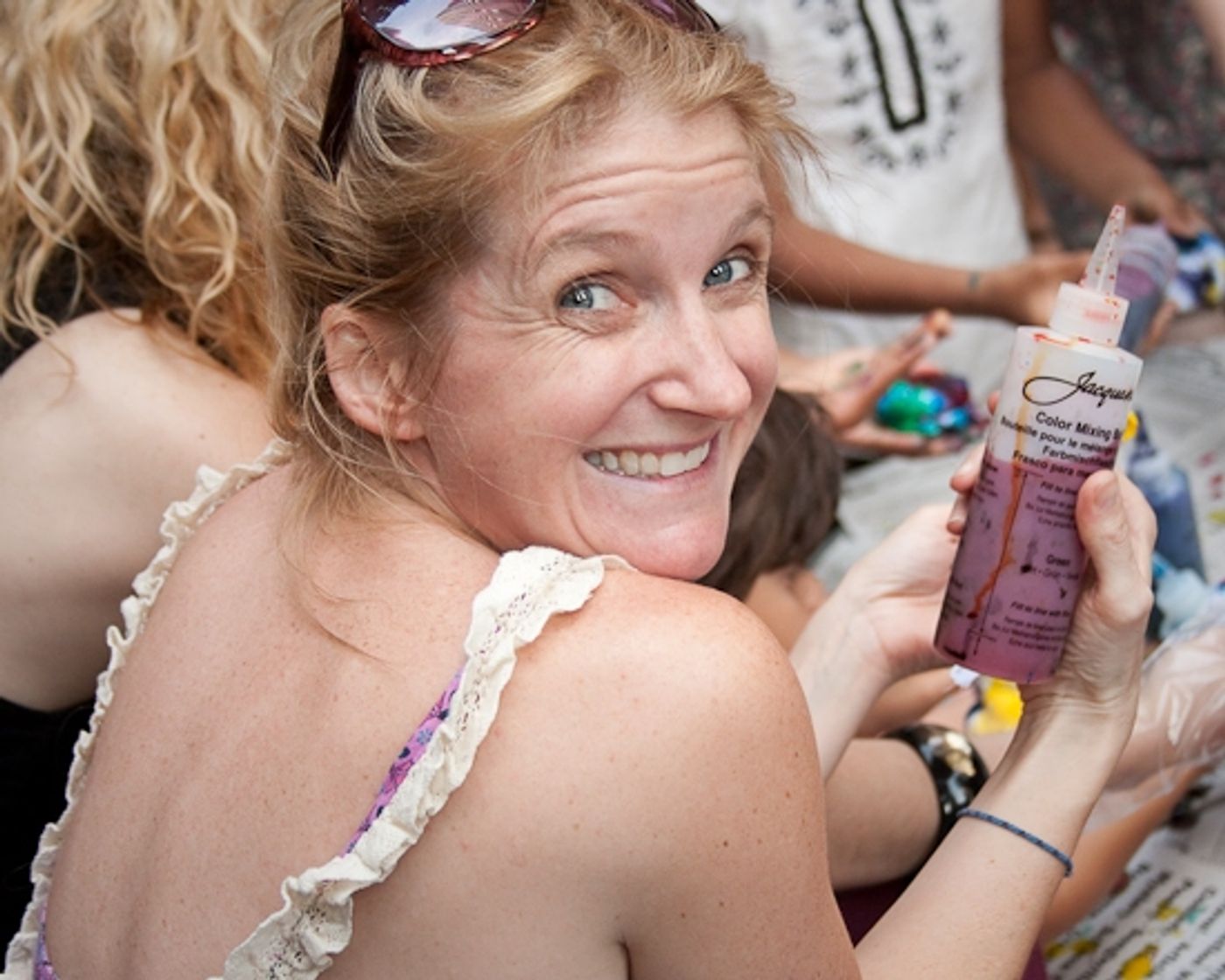 Photo Coverage: HAIR Cast Joins 'Broadway Kids Care' To Tie-Dye For Charity  Image