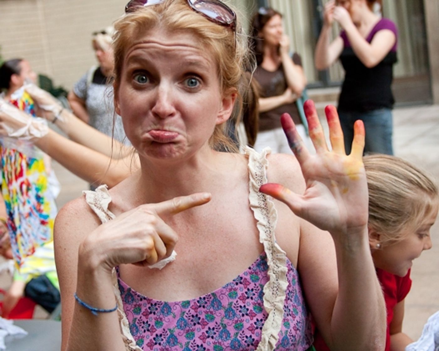 Photo Coverage: HAIR Cast Joins 'Broadway Kids Care' To Tie-Dye For Charity  Image