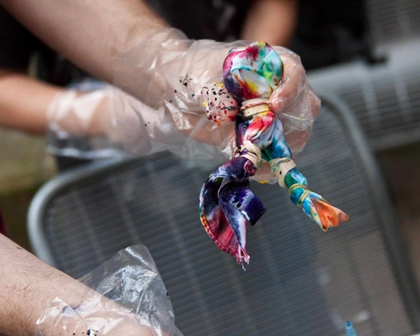 Photo Coverage: HAIR Cast Joins 'Broadway Kids Care' To Tie-Dye For Charity Photo Coverage: HAIR Cast Joins 'Broadway Kids Care' To Tie-Dye For Charity Image