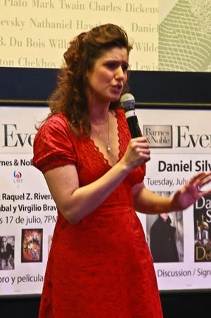 Stephanie J. Block @ BroadwayWorld Stephanie J. Block Photo