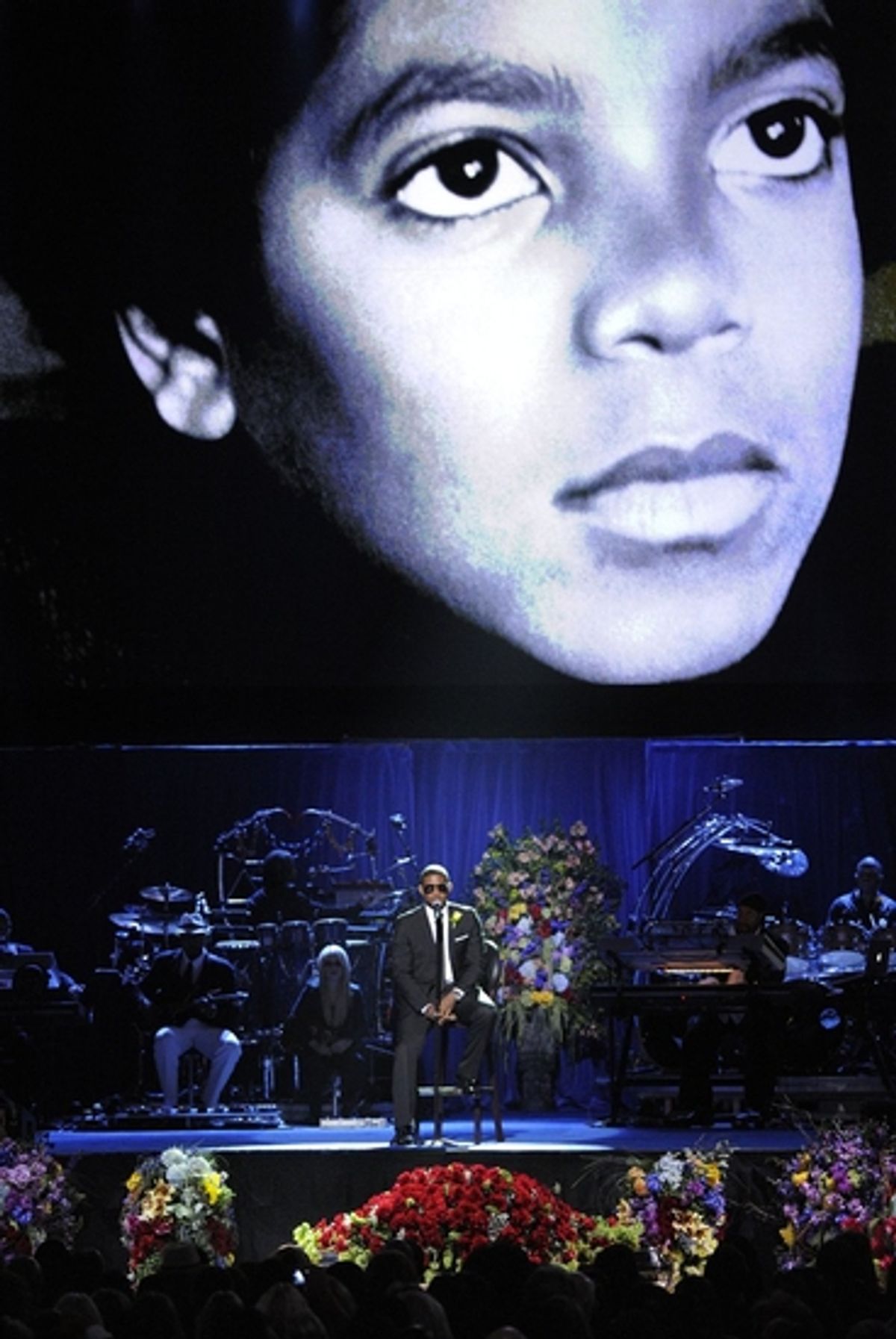 Usher Raymond at The Michael Jackson Public Memorial Service 