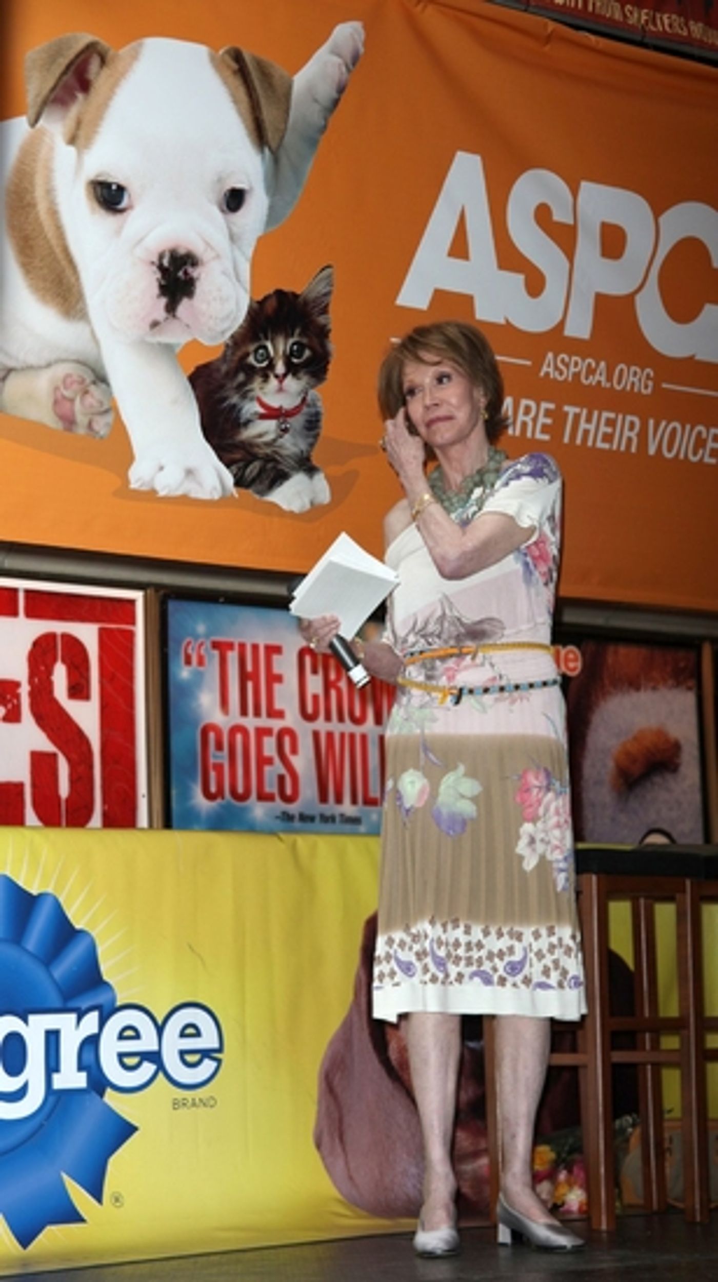 Photo Coverage: 'BROADWAY BARKS 11' In Shubert Alley  Image