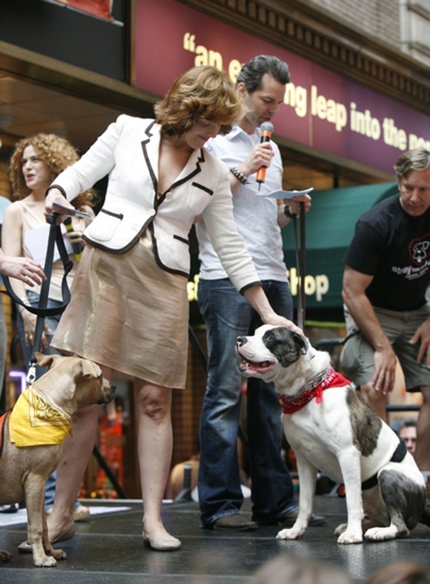 Photo Coverage: 'BROADWAY BARKS 11' In Shubert Alley  Image