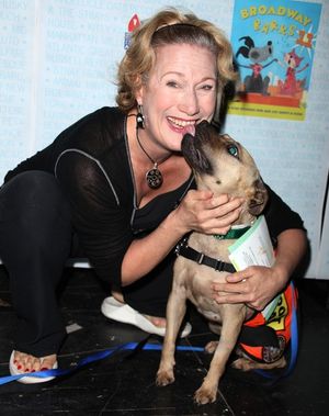 Jayne Atkinson Photo