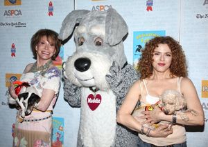 Mary Tyler Moore, a Barks buddy and Bernadette Peters @ BroadwayWorld Mary Tyler Moore, a Barks buddy and Bernadette Peters Photo